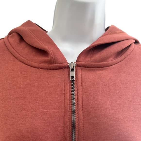 ✨3 for $18✨ Women's Dark Mauve Cropped Hoodie Jacket - Picture 2 of 6